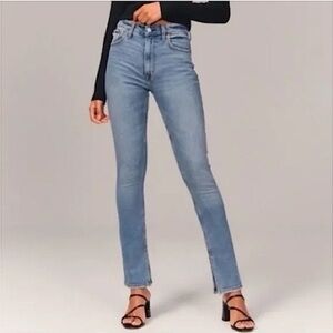 A&F The Skinny High Rise Split Hem Curve Love Medium Wash Jeans Size 27 Short